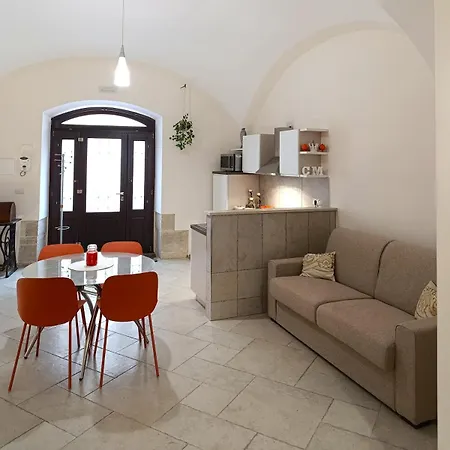 Corte Di Manfredi Apartment Trani